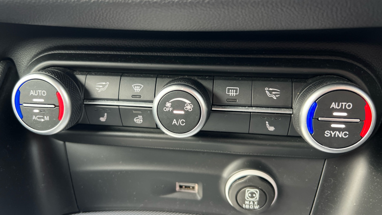 Alfa Romeo Stelvio 2.2 D 210 Speciale 5dr Auto Diesel Estate